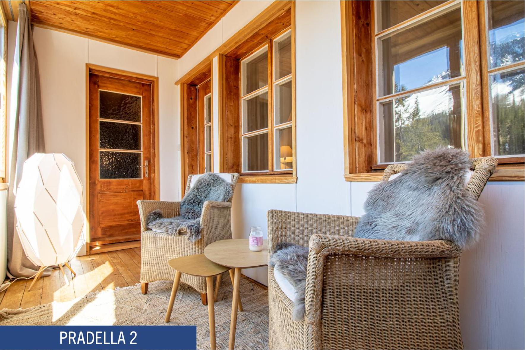 Chalet Pradella By *